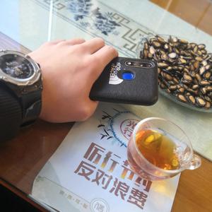 男同被三个男的双龙
